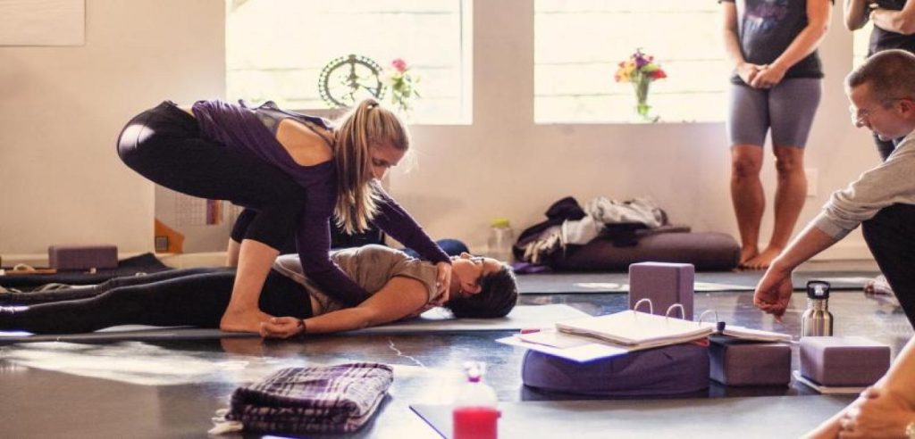 yoga teacher training in vancouver